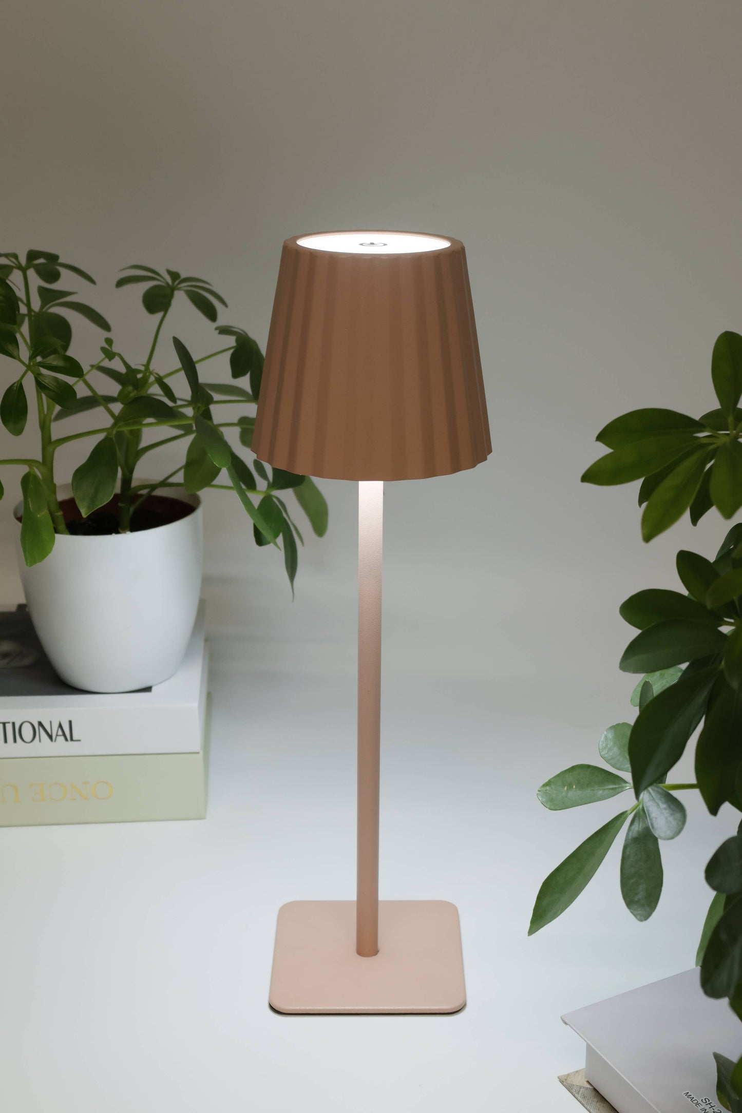 Fluted LED Touch Lamp – Dimmable, USB-C Rechargeable: Green